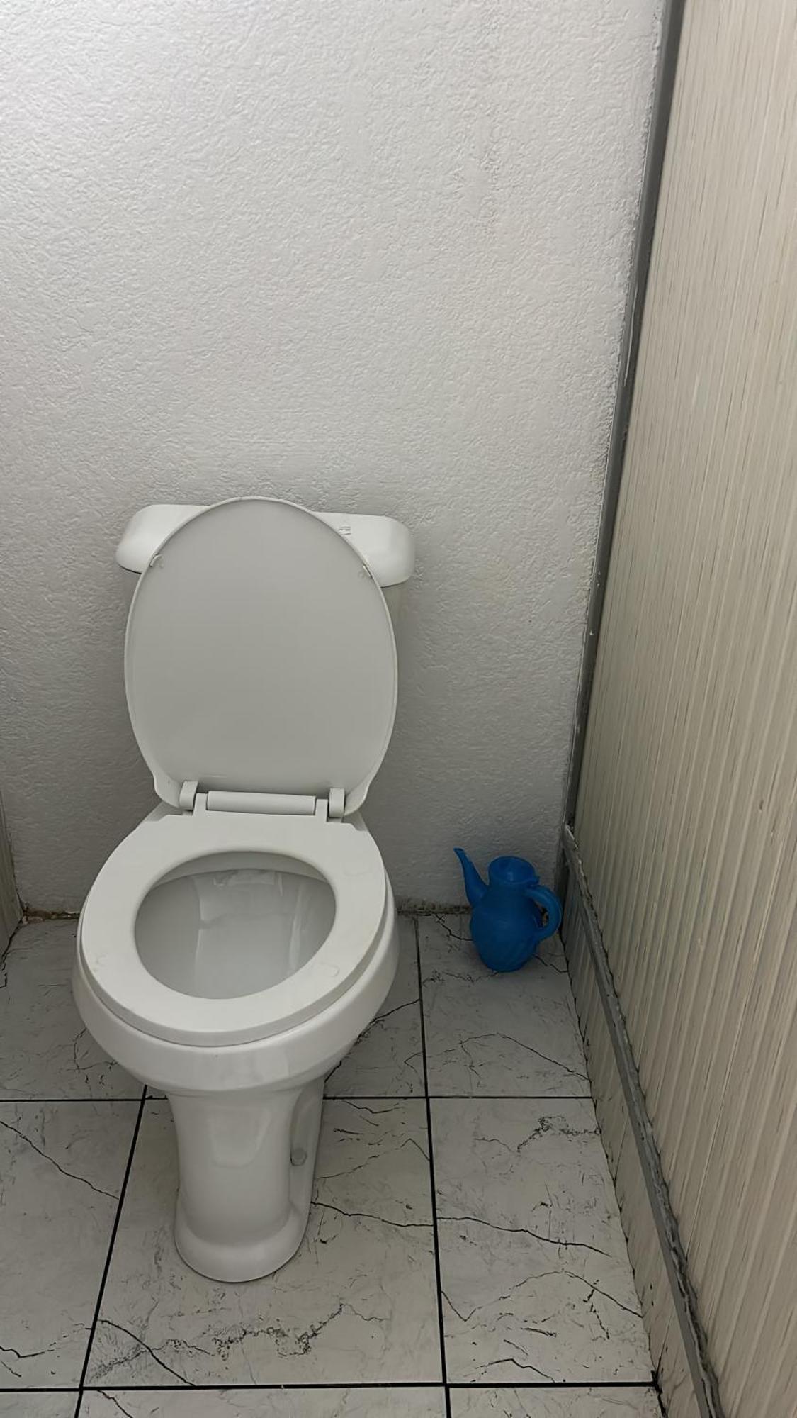 Hostel,Halal Хостел,Халал Tokmok Luaran gambar