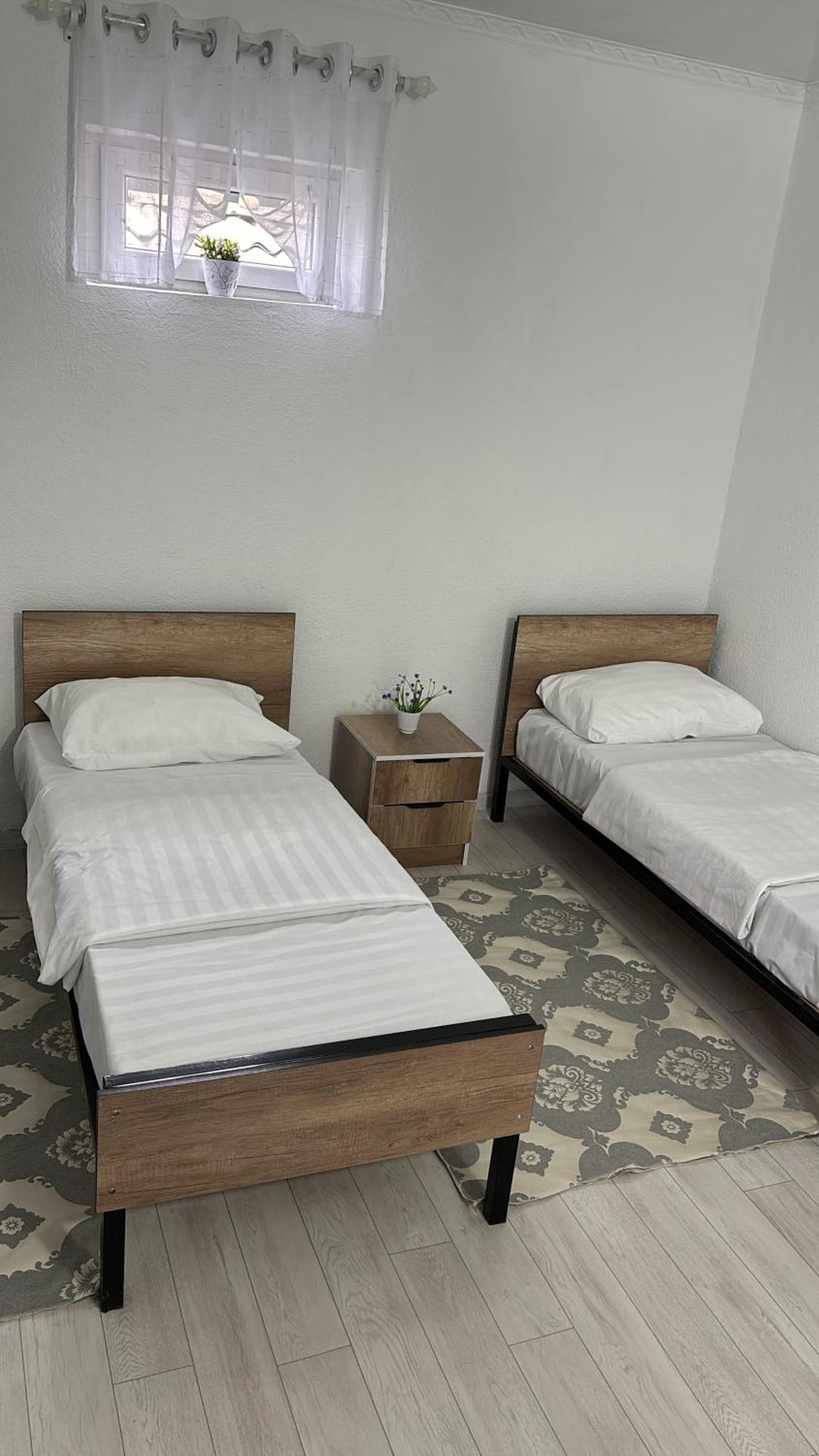 Hostel,Halal Хостел,Халал Tokmok Luaran gambar