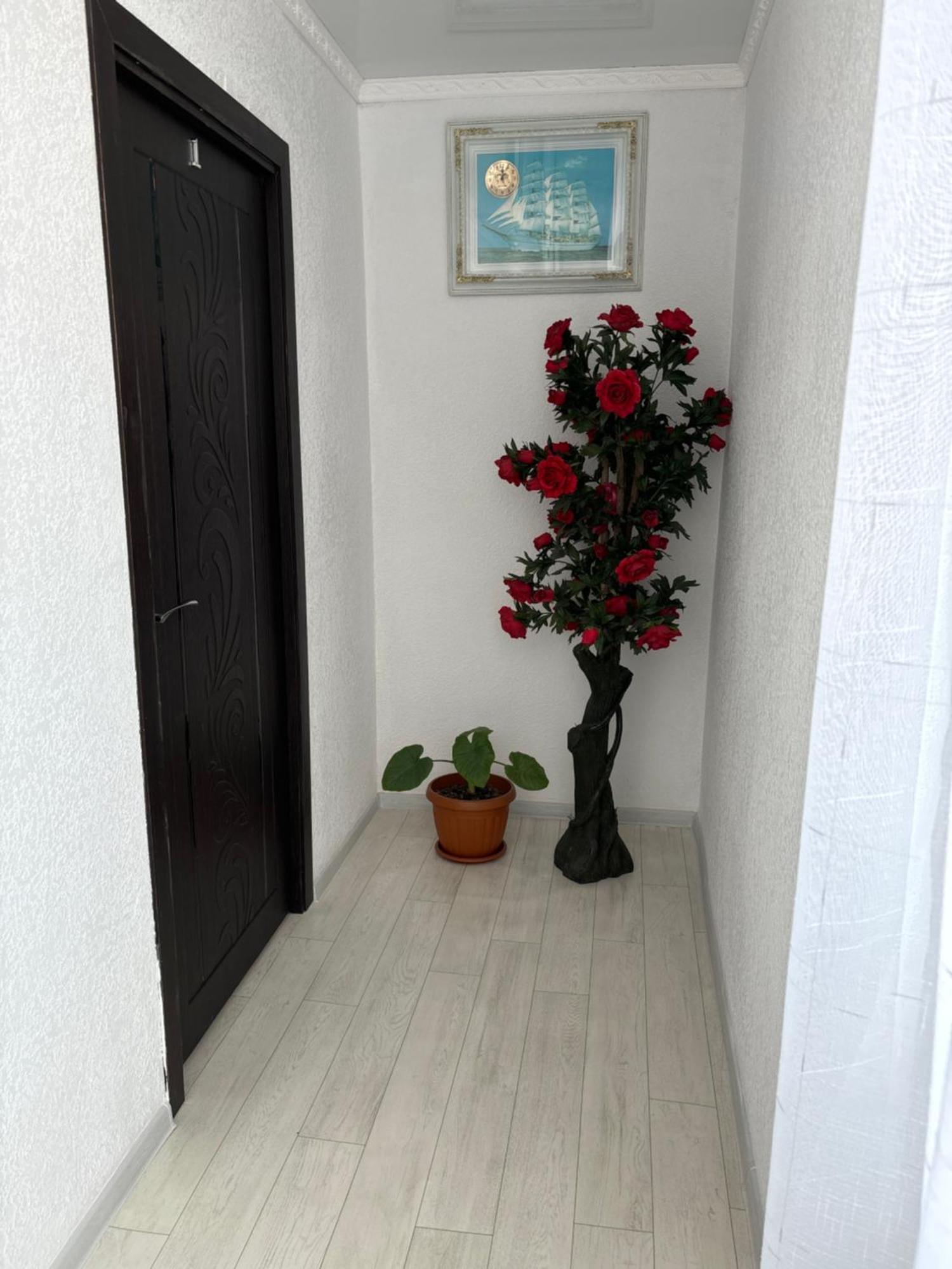 Hostel,Halal Хостел,Халал Tokmok Luaran gambar